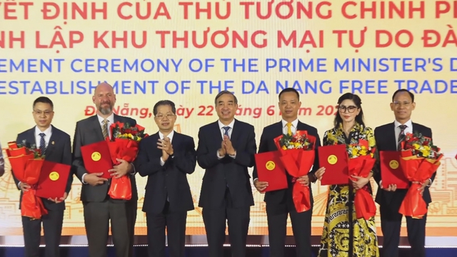 Đà Nẵng công bố Quyết định của Thủ tướng về thành lập Khu thương mại tự do - Ảnh 3.