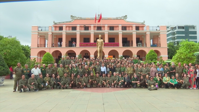 Họp mặt tri ân Dân công hỏa tuyến và cựu Thanh niên xung phong tiêu biểu các thời kỳ - Ảnh 3.