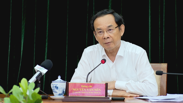 Triển khai quyết liệt chuyển đổi số trong toàn hệ thống chính trị - Ảnh 3.