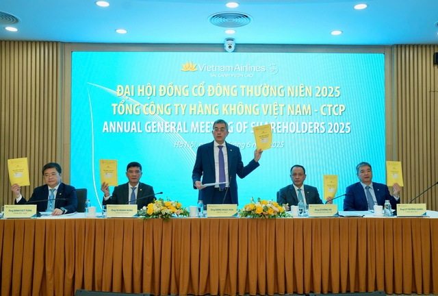 Vietnam Airlines đạt doanh thu kỷ lục, hướng đến top 2 hàng không Đông Nam Á - Ảnh 1.
