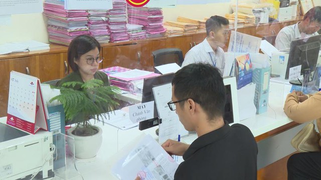 TP.HCM công bố địa điểm, số đường dây nóng Trung tâm Hành chính công 168 phường, xã - Ảnh 2.