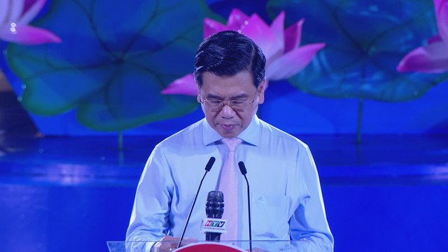 Khai mạc Ngày hội TP.HCM 2025: “Vươn mình – Tỏa sáng cùng thành phố” - Ảnh 1.