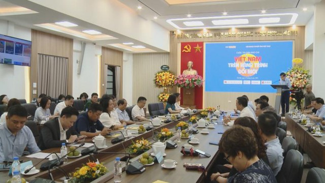Phát động Cuộc thi ảnh báo chí "Việt Nam trên hành trình đổi mới" - Ảnh 1.