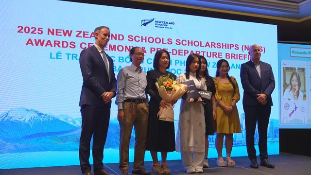 Trao học bổng Chính phủ New Zealand bậc trung học năm 2025 - Ảnh 1.
