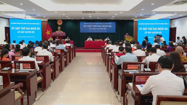 Kỳ họp 23 HĐND TP.HCM khóa X: Quyết định nhiều vấn đề hệ trọng, đưa TP.HCM bước vào kỷ nguyên mới - Ảnh 1.