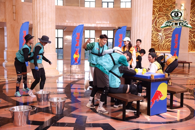 Phép thuật kỳ ảo: Đội Cam tỏa sáng, đội Xanh “dở khóc dở cười” - Ảnh 3.