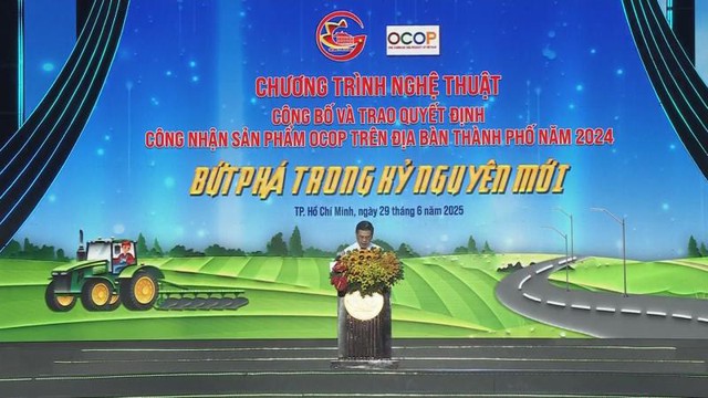 TP.HCM: Công bố và trao quyết định công nhận sản phẩm OCOP trên địa bàn thành phố năm 2024 - Ảnh 4.