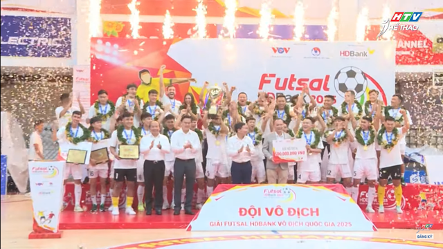 Futsal vô địch Quốc Gia 2025: Mùa giải kịch tính và bùng nổ sức hút - Ảnh 1.