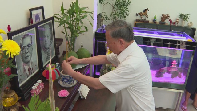 Kỷ niệm 110 năm ngày sinh đồng chí Nguyễn Văn Linh - Ảnh 2.