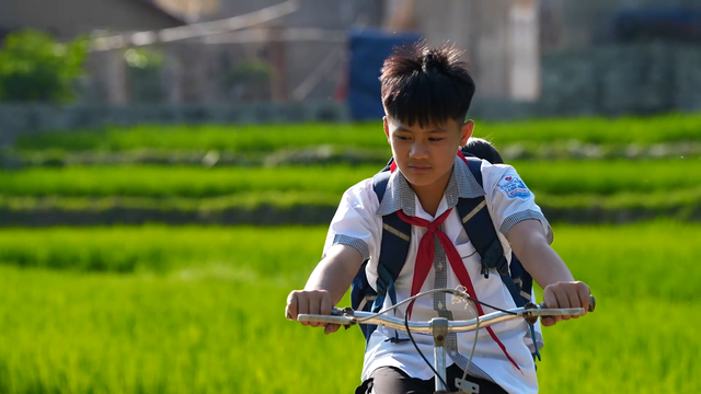 Nỗi nhớ nghẹn ngào: Lành Duy Quang gọi điện cho người cha đã mất - Mái ấm gia đình Việt - Ảnh 1.