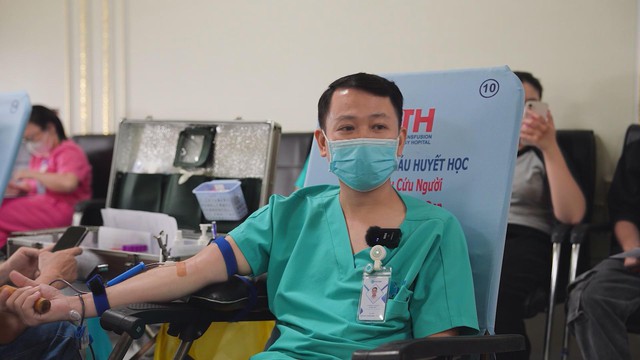 Lan tỏa yêu thương từ chương trình “Hiến máu tình nguyện” - Ảnh 3.