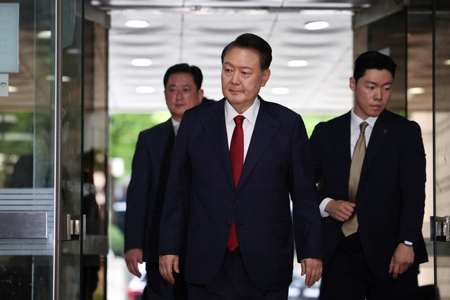 Cựu Tổng thống Hàn Quốc Yoon Suk Yeol bị bắt giữ lần thứ hai - Ảnh 1.