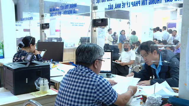 TP.HCM tiếp tục hoàn thiện mô hình chính quyền hai cấp: Ghi nhận ý kiến, nâng chất phục vụ - Ảnh 1.