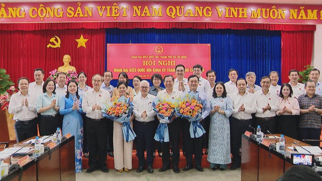 Đoàn Đại biểu Quốc hội TP.HCM triển khai phương hướng hoạt động sau hợp nhất - Ảnh 1.