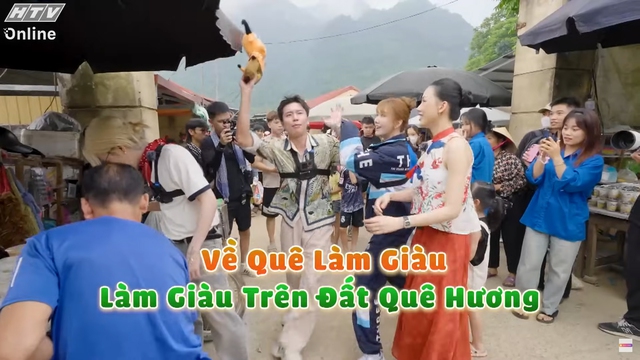 Thanh Hóa là “sân nhà”, Long Vũ một mình "cân team" - Ảnh 4.