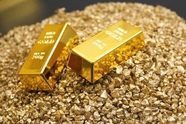 Thị trường 16/7/2025: Giá vàng giảm sâu, xăng dầu trong nước bất ngờ tăng giá- Ảnh 1. Thị trường 16/7/2025: Giá vàng giảm sâu, xăng dầu trong nước bất ngờ tăng giá- Ảnh 1.