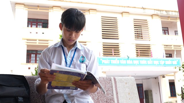 Triệu Văn Hùng và nỗi day dứt khi tìm những tấm hình hiếm hoi làm di ảnh cho mẹ - Ảnh 4.