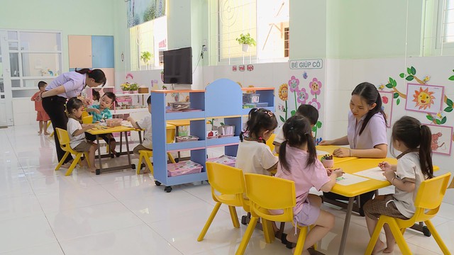 TP.HCM gặp khó trong tuyển dụng giáo viên trước năm học mới - Ảnh 1.