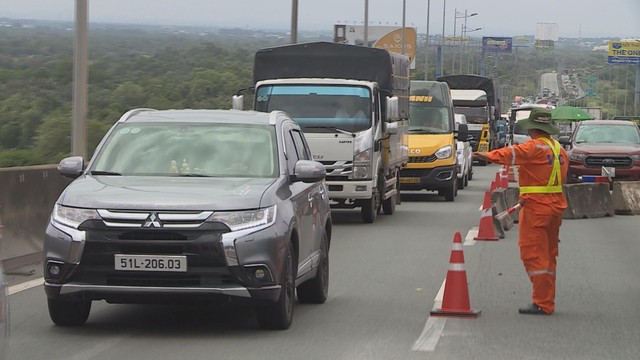 Sửa chữa cao tốc TP.HCM – Long Thành – Dầu Giây lưu ý lộ trình thay thế - Ảnh 1.