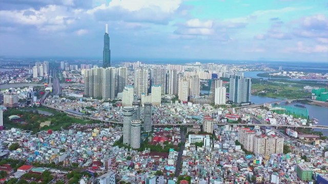 Nhiều giải pháp hỗ trợ cán bộ, công chức sau sáp nhập - Ảnh 6.