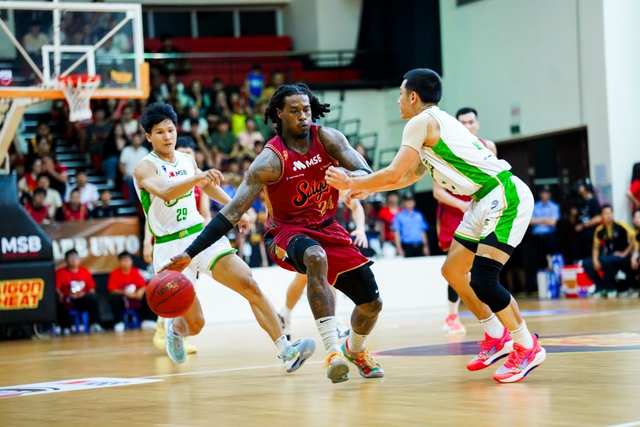 VBA 10: Saigon Heat thắng nghẹt thở Cantho Catfish  - Ảnh 1.
