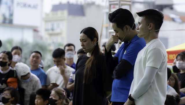 Bảo Trâm Idol nghẹn ngào khi nghe bé gái nói sợ mẹ qua đời - Ảnh 1.
