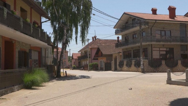 Serbia muốn trở thành "quê hương của ma cà rồng" - Ảnh 2.