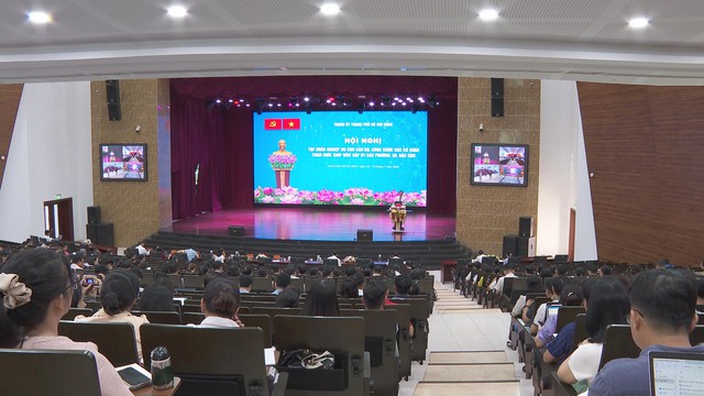 TP.HCM tập huấn nghiệp vụ công tác Đảng cho cán bộ, công chức - Ảnh 2.