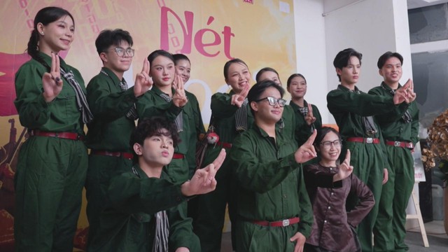 Câu chuyện dân tộc qua hình ảnh làn khói - Ảnh 4.