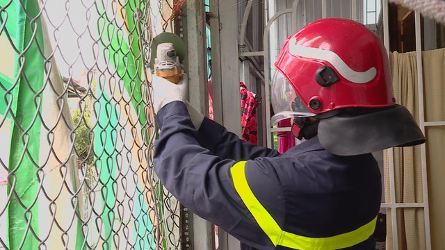 TP.HCM vận đồng người dân tháo gỡ "chuồng cọp" - mở lối thoát hiểm - Ảnh 3.