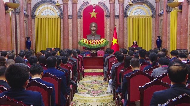 Trí thức trẻ của Việt Nam cần nắm bắt xu thế của thời đại - Ảnh 1.