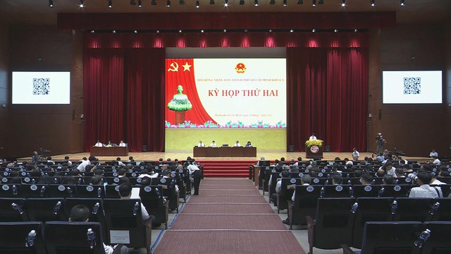 TP.HCM khai mạc kỳ họp thứ hai HĐND khóa X: Thể hiện quyết tâm sau sáp nhập - Ảnh 1.