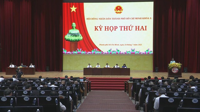Bế mạc Kỳ họp lần thứ hai HĐND TP.HCM khóa X - Ảnh 1.