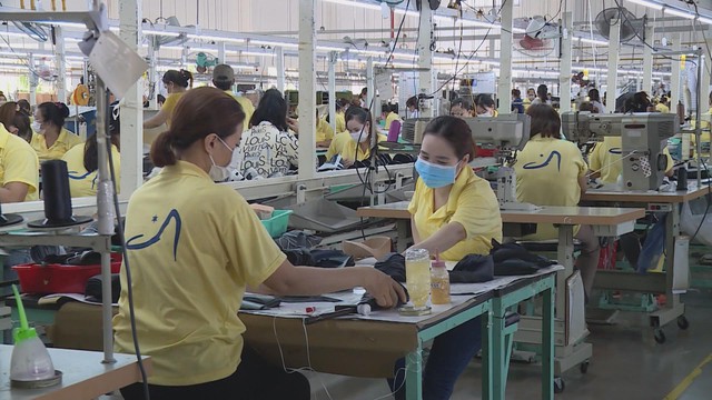 Nâng mức giảm trừ gia cảnh, giảm áp lực tài chính cho người dân - Ảnh 2.