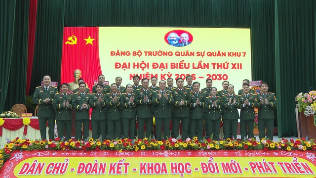 Đại hội Đảng bộ Trường Quân sự Quân khu 7: Vững bước đột phá, nâng tầm giáo dục - đào tạo quân sự.   - Ảnh 1.