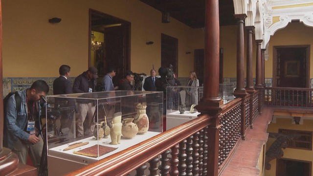 Peru trưng bày 133 cổ vật được trao trả từ nhiều nước - Ảnh 3.