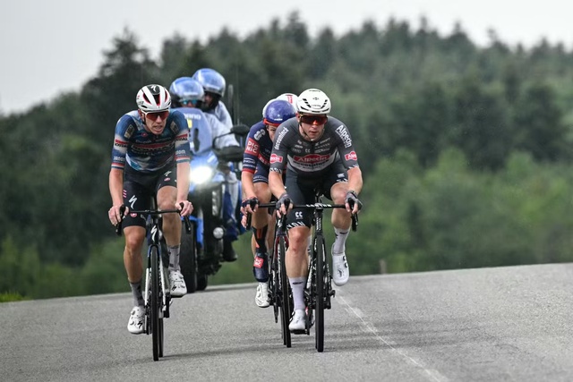 Kaden Groves thắng chặng 20 Tour de France 2025 - Ảnh 2.