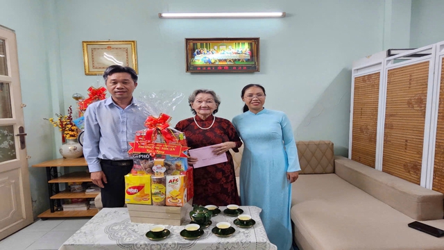 Kể chuyện lịch sử bên mâm cơm nghĩa tình - Ảnh 6.