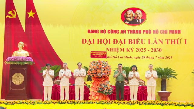 Đảng bộ Công an TP.HCM tổ chức thành công Đại hội đại biểu lần thứ I nhiệm kỳ 2025 – 2030 - Ảnh 4.