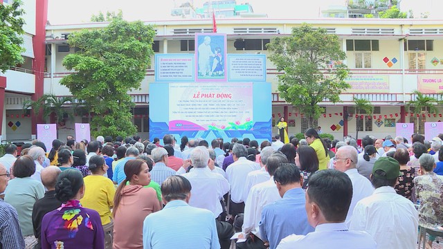 Phường Bến Thành phát động phong trào thi đua cao điểm “100 ngày Tinh – Gọn – Mạnh – Hiệu năng, Hiệu lực, Hiệu quả” - Ảnh 2.
