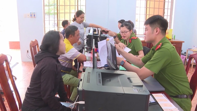 Giữ vững an ninh trật tự trong quá trình sáp nhập, vận hành mô hình chính quyền hai cấp - Ảnh 1.