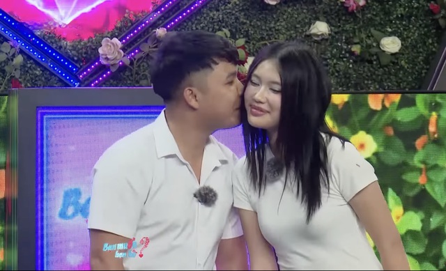 Chuyện tình doanh nhân ngành vận tải và cô nàng idol livestream xinh xắn- Ảnh 4. Chuyện tình doanh nhân ngành vận tải và cô nàng idol livestream xinh xắn- Ảnh 4.