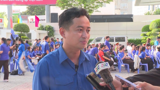 TP.HCM ra quân đội hình thanh niên tình nguyện hỗ trợ chính quyền số - Ảnh 3.