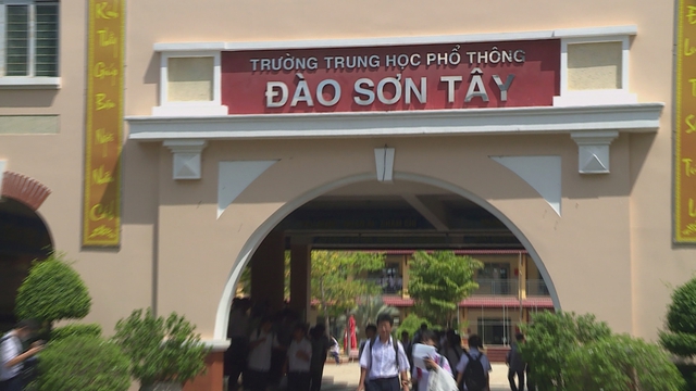 Chi bộ Trường THPT Đào Sơn Tây lan tỏa học tập và làm theo Bác - Ảnh 1.
