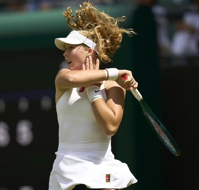 Phản ứng thú vị của Andreeva tại vòng 4 Wimbledon - Ảnh 1.