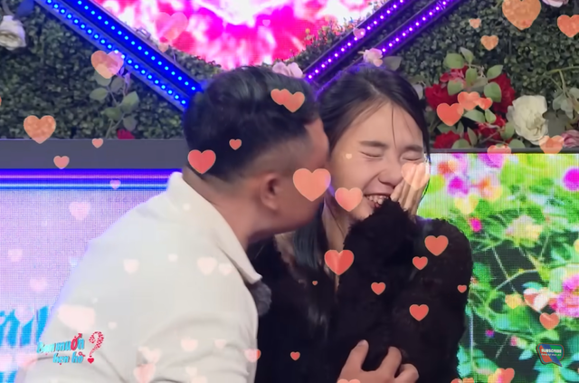 Chuyện tình anh shipper và cô dược sĩ "khó tính" - Ảnh 1.