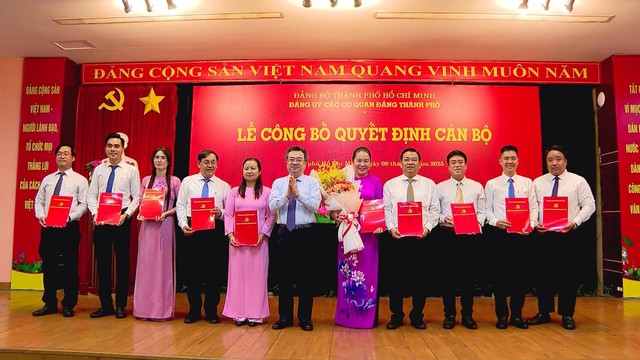 Đồng chí Nguyễn Thanh Nghị làm Bí thư Đảng ủy các cơ quan Đảng TP.HCM - Ảnh 1. Đồng chí Nguyễn Thanh Nghị làm Bí thư Đảng ủy các cơ quan Đảng TP.HCM - Ảnh 1.
