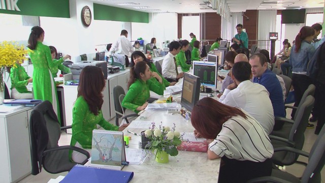Tín dụng tăng trưởng gần 10% trong nửa đầu năm 2025 - Ảnh 4.