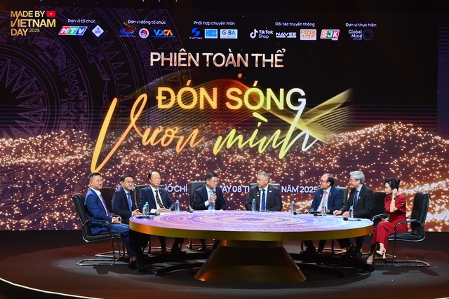 GS.TS Nguyễn Đình Thắng: “Dấn thân là khát vọng vươn mình và niềm tin chiến lược”- Ảnh 6. GS.TS Nguyễn Đình Thắng: “Dấn thân là khát vọng vươn mình và niềm tin chiến lược”- Ảnh 6.
