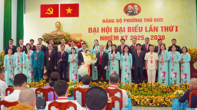 Ông Mai Hữu Quyết làm Bí thư Đảng ủy phường Thủ Đức - Ảnh 2.